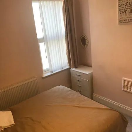 Cheapsleepz 49 Moscow Drive Gæstehus