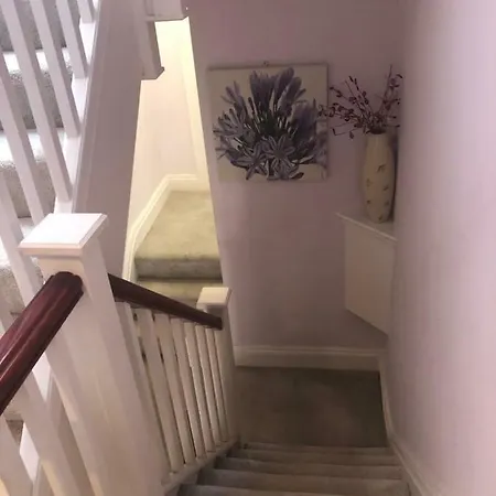 Cheapsleepz 49 Moscow Drive Gæstehus