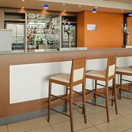 Express John Lennon Airport 3* Liverpool