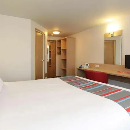 Hotel Travelodge Stonedale Park Liverpool