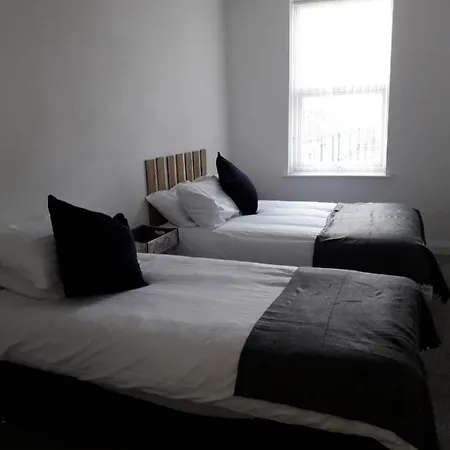 Molyneux 3* Liverpool