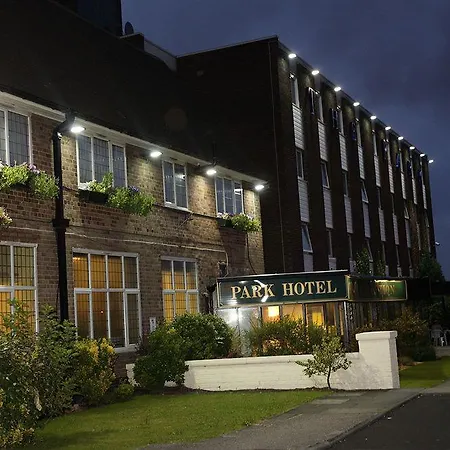 Otel The Park 3*