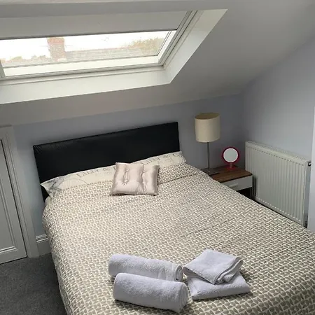 Cheapsleepz 49 Moscow Drive Gæstehus Liverpool