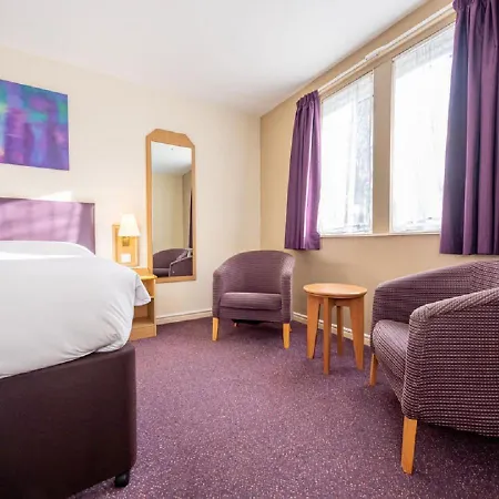 Hotel Stables Inn, Aintree